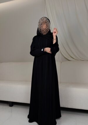 عباية كريب أسود مع قيطان