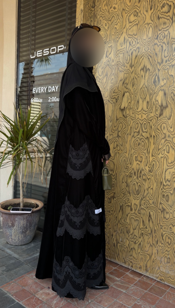عباية مخمل وجوبير حرير