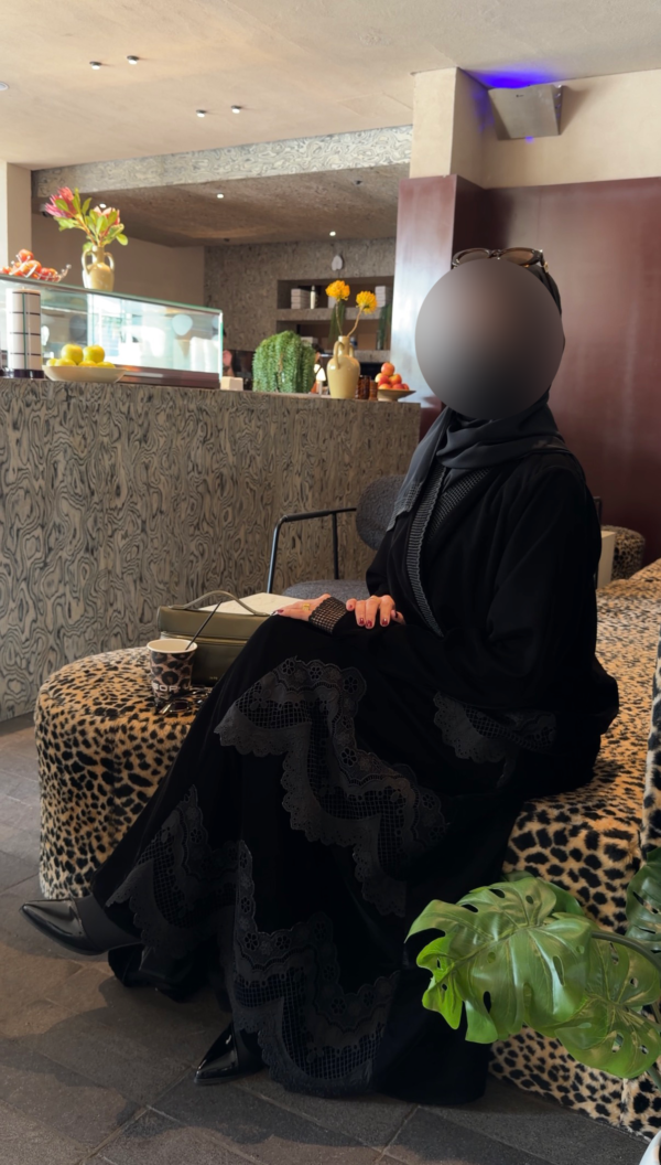 عباية مخمل وجوبير حرير