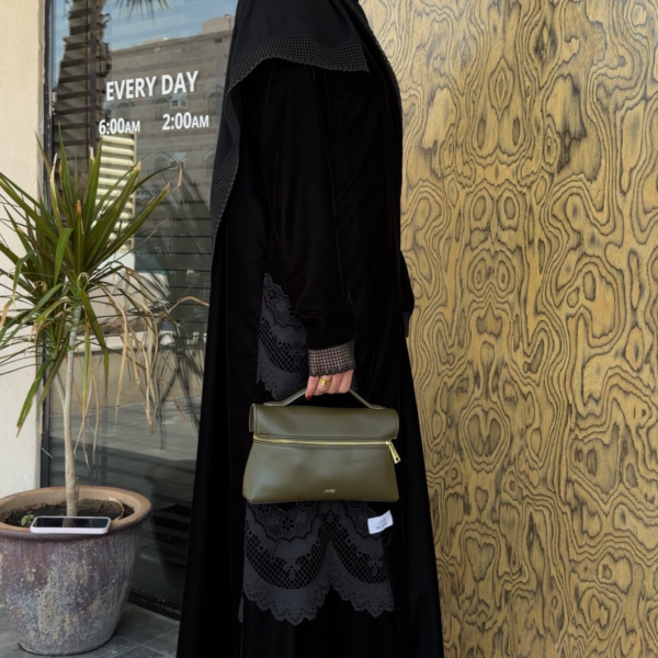 عباية مخمل وجوبير حرير